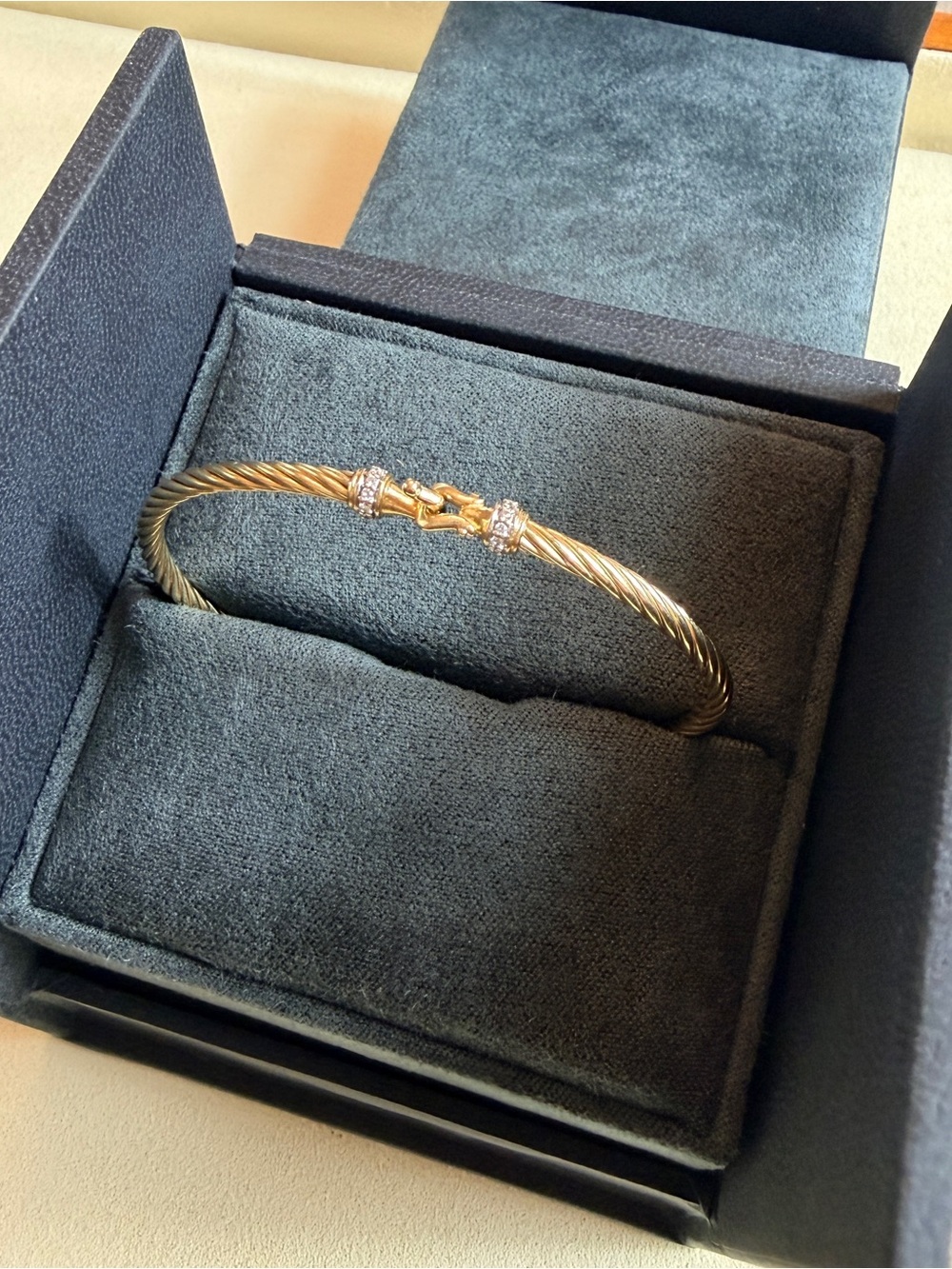 David Yurman 18K Yellow Gold with Diamonds Buckle Classic Cable Bracelet 2.6mm - Picture 13 of 14